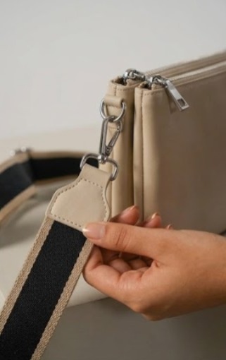 Wide striped canvas crossbody strap for modern street style