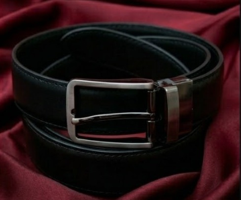 Two complete belt looks in one — maximum wardrobe value